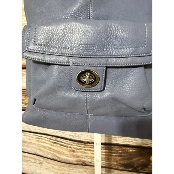 Vintage Blue Coach Penelope Shoulder Bag Purse Leather Bag Charm  *READ* - Picture 3 of 16
